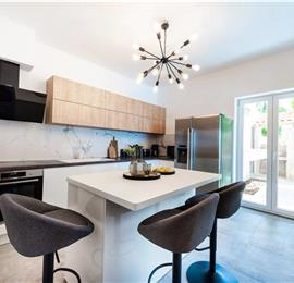 3 bedroom villa with infinity pool in Mlini, sleeps 6